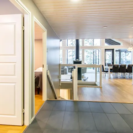 Salavan Tsaari By Interhome