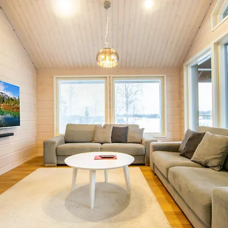 Salavan Tsaari By Interhome